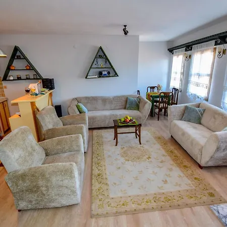 Mets Boutique 3* マルマリス