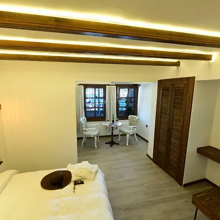 Mets Boutique Hotel 3*