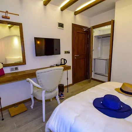 Mets Boutique Hotel 3*